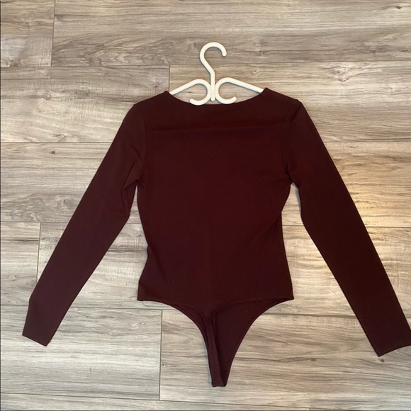 NWOT Aritzia Babaton Perseus Bodysuit Cardamom - small - Picture 6 of 6